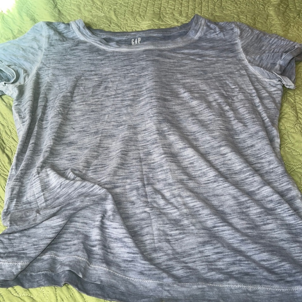 GAP SHIRT